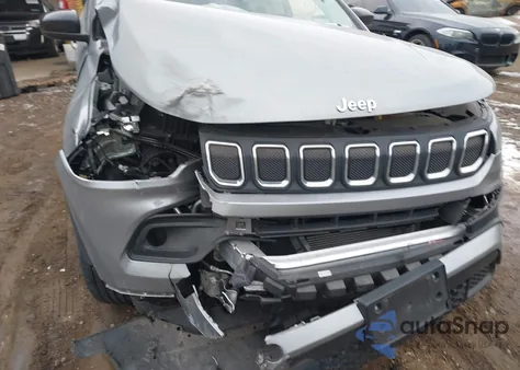 2022 Jeep Compass Latitude 4X4 из США, поврежденный, VIN 3C4NJDBB3NT170713